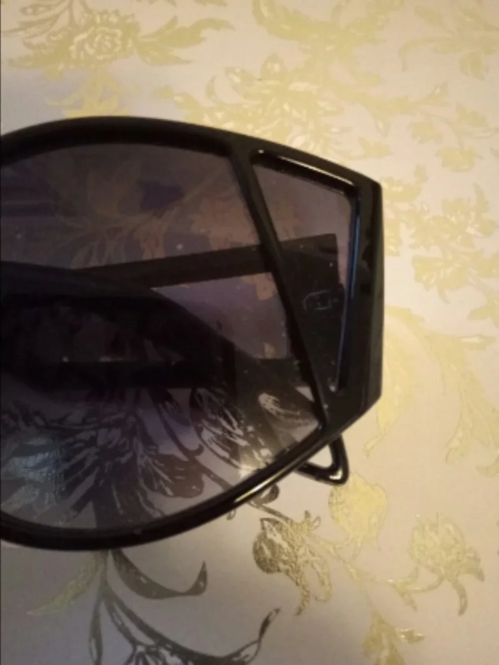 Black Oversized Sunglasses